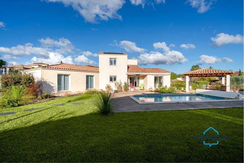 Villa - 204 m² - 7 pièces