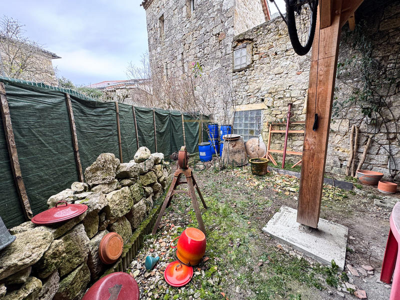 Maison - 99 m² - 4 pièces