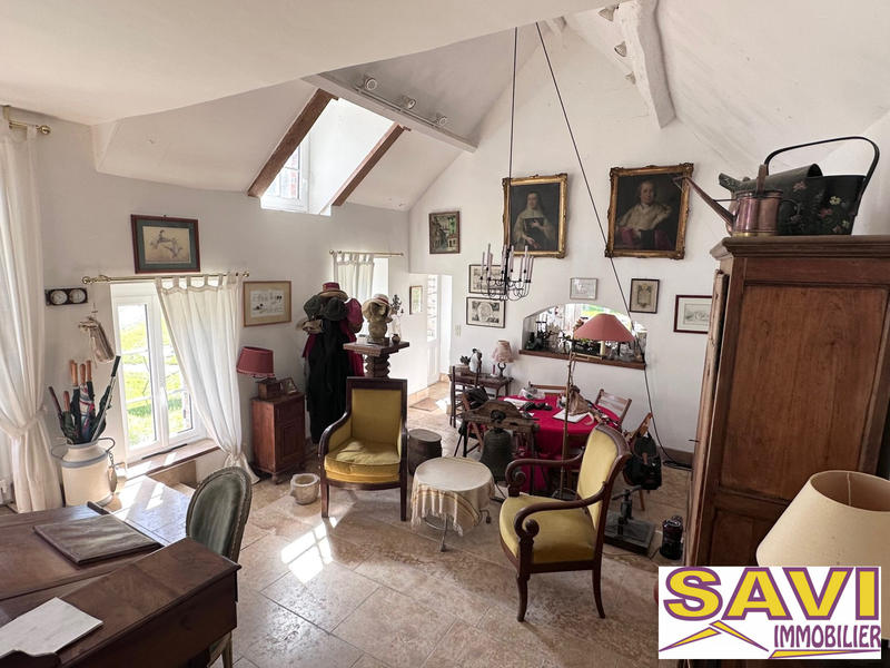 Maison - 188 m² - 8 pièces