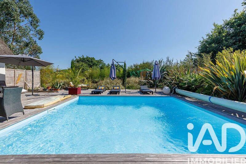 Maison - 193 m² - 6 pièces