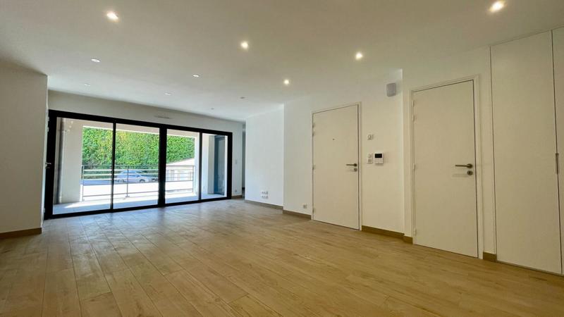 Appartement - 77 m² - 3 pièces