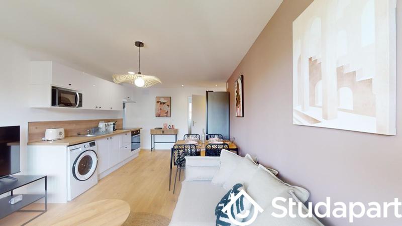 Chambre - 11 m² - 1 pièce