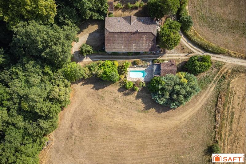 Maison - 165 m² - 4 pièces