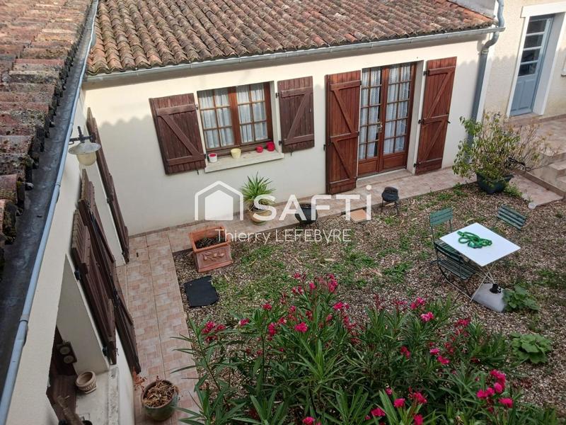 Maison - 223 m² - 7 pièces