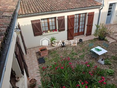 Maison - 223 m² - 7 pièces