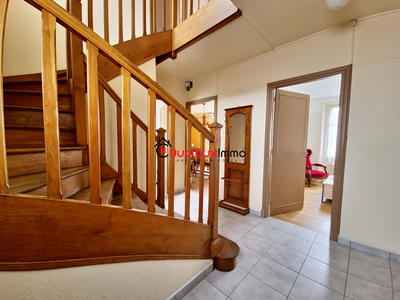 Maison - 104 m² - 5 pièces