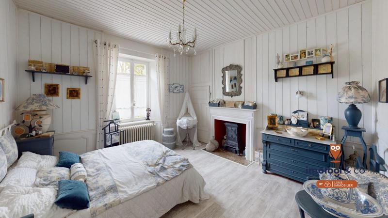 Maison ancienne - 196 m² - 7 pièces