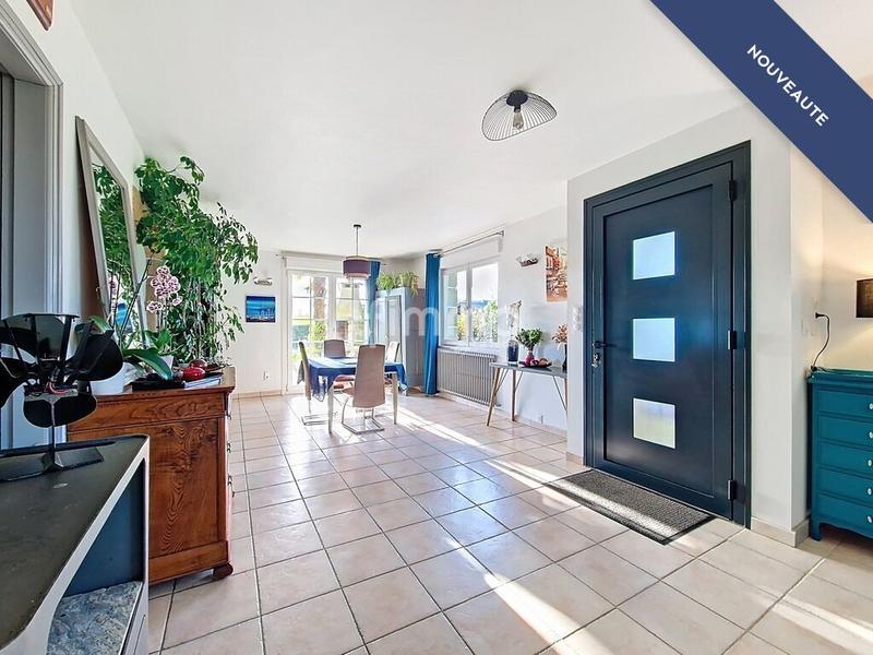 Maison - 140 m² - 6 pièces