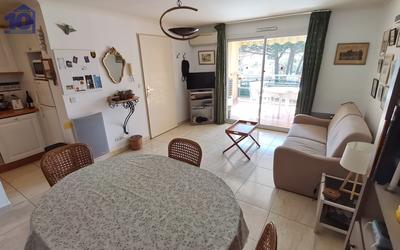 Appartement sur toit - 54 m² - 3 pièces