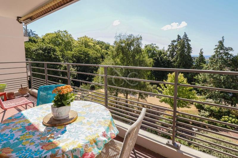 Appartement - 103 m² - 4 pièces