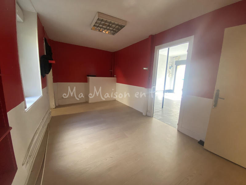 Immeuble - 200 m² - 12 pièces