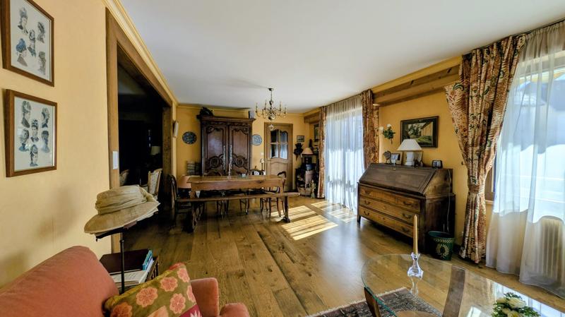 Appartement - 82 m² - 3 pièces