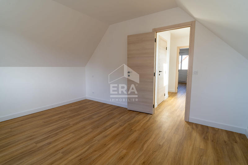 Maison - 98 m² - 4 pièces