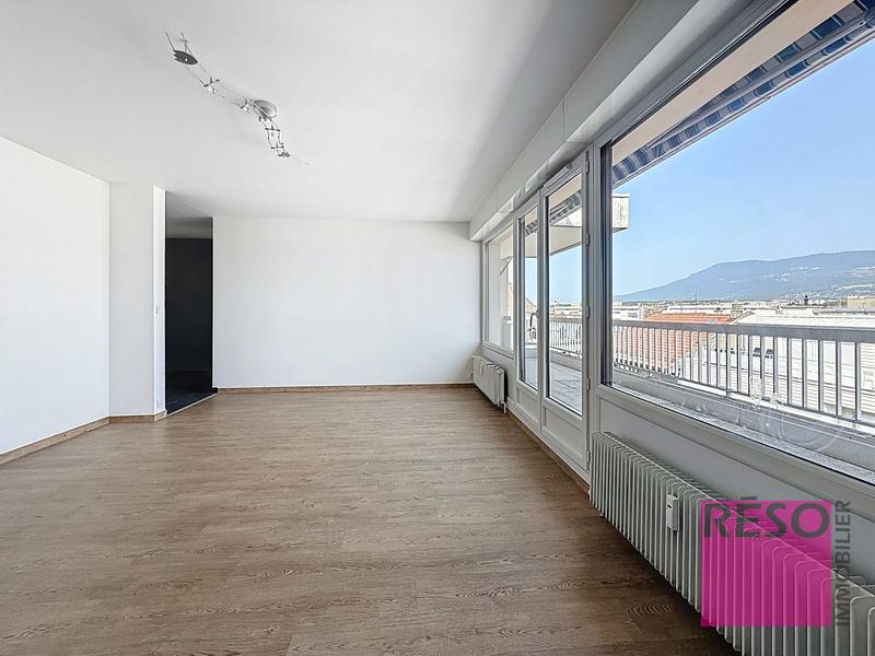 Appartement - 85 m² - 3 pièces