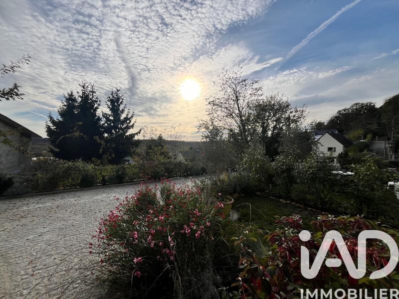 Maison - 170 m² - 8 pièces