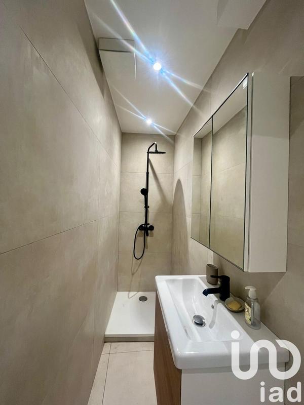 Studio - 14 m² - 1 pièce