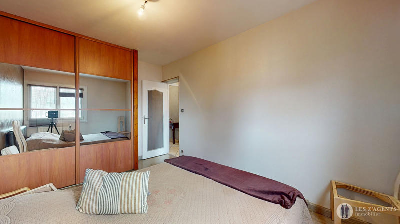 Appartement - 75 m² - 4 pièces