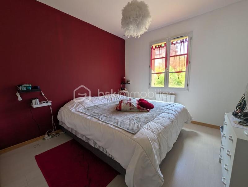 Maison - 90 m² - 5 pièces