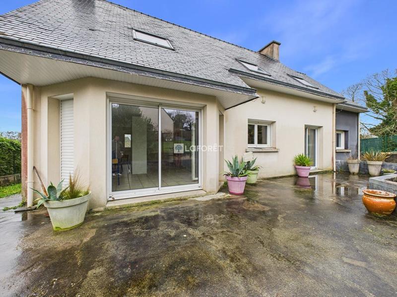 Maison - 120 m² - 6 pièces