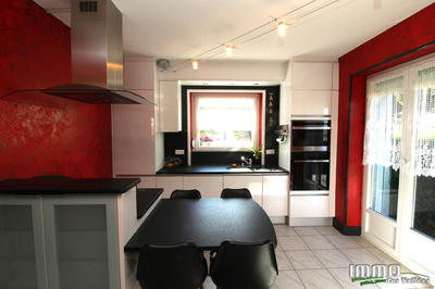 Maison - 189 m² - 10 pièces