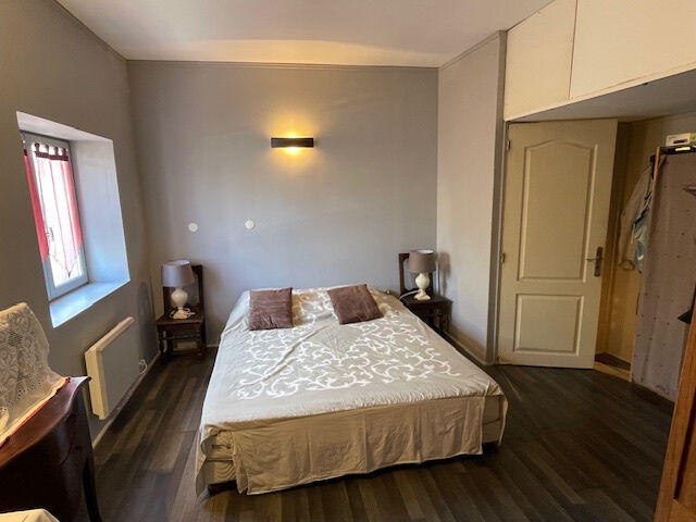 Maison - 210 m² - 5 pièces