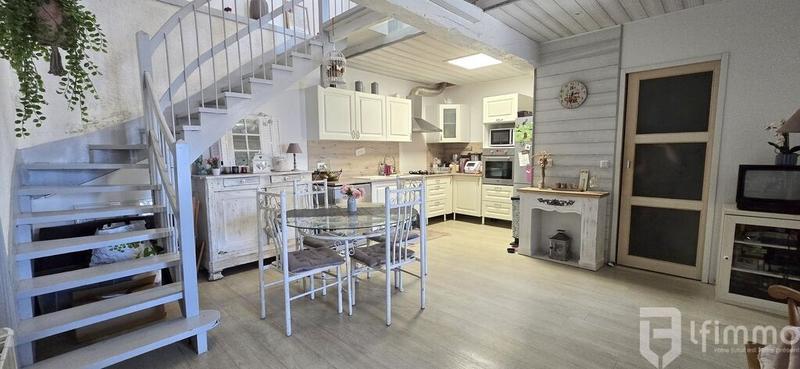 Maison - 86 m² - 4 pièces