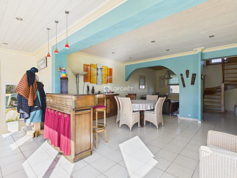 Maison - 152 m² - 6 pièces