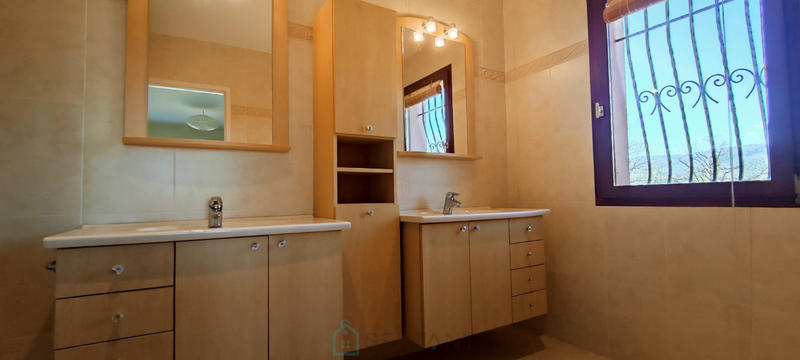 Maison - 134 m² - 4 pièces