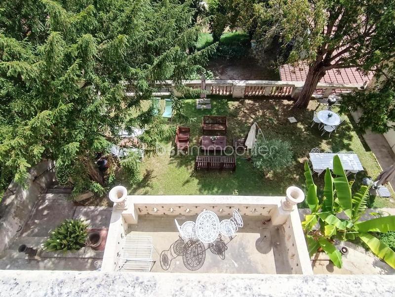 Hôtel particulier - 210 m² - 7 pièces