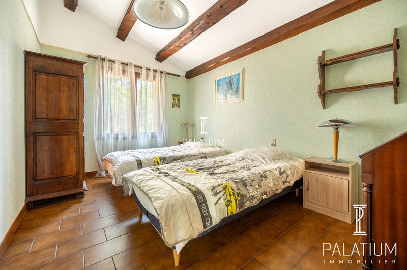 Villa - 137 m² - 5 pièces