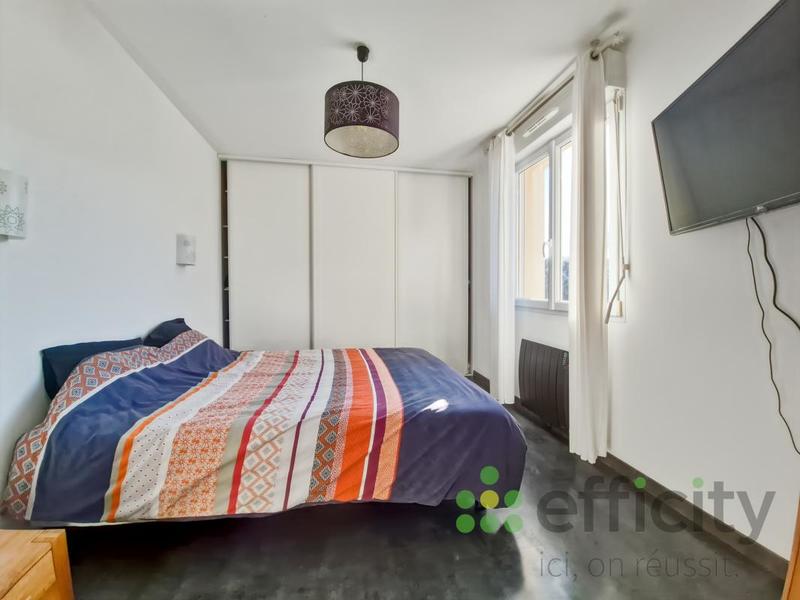 Pavillon - 185 m² - 7 pièces