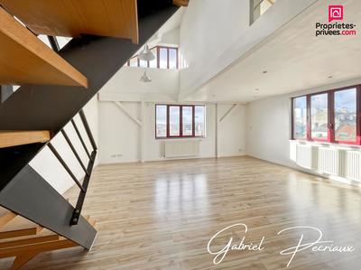 Loft - 96 m² - 5 pièces