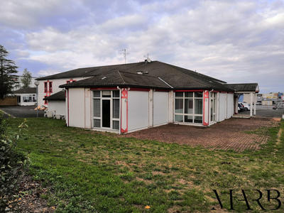 Local commercial - 200 m²