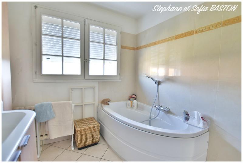 Maison - 152 m² - 6 pièces