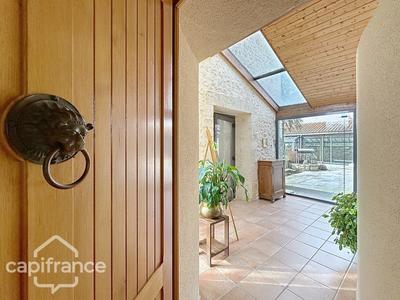 Maison - 291 m² - 12 pièces