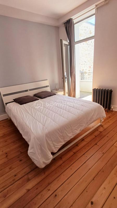 Demeure - 300 m² - 10 pièces