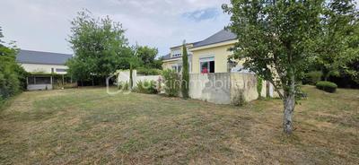 Maison - 263 m² - 10 pièces