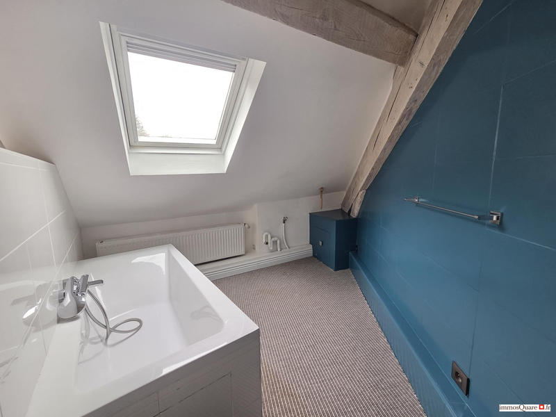 Appartement - 98 m² - 5 pièces