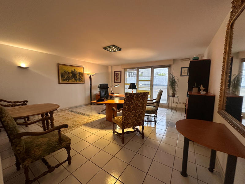 Appartement - 98 m² - 3 pièces