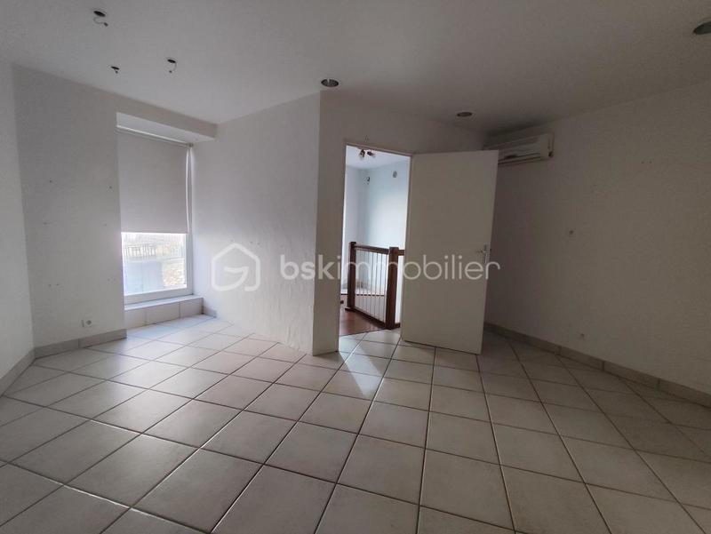 Immeuble - 140 m² - 7 pièces