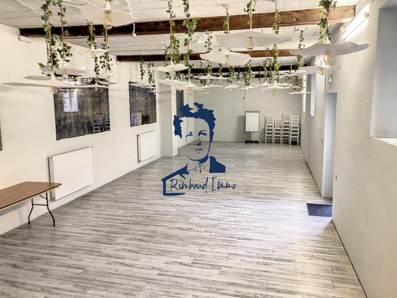 Bureau - 160 m² - 2 pièces