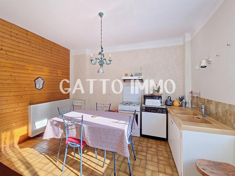 Maison - 90 m² - 4 pièces