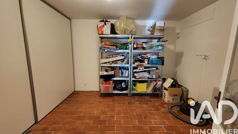 Maison - 235 m² - 10 pièces