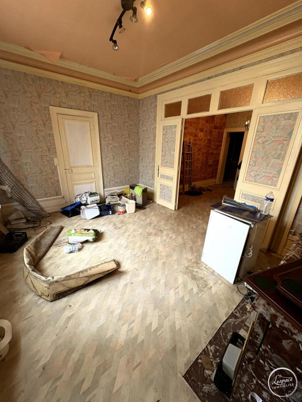 Appartement - 170 m² - 8 pièces