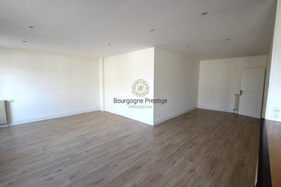 Immeuble - 162 m² - 6 pièces