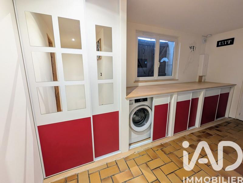 Maison - 212 m² - 7 pièces