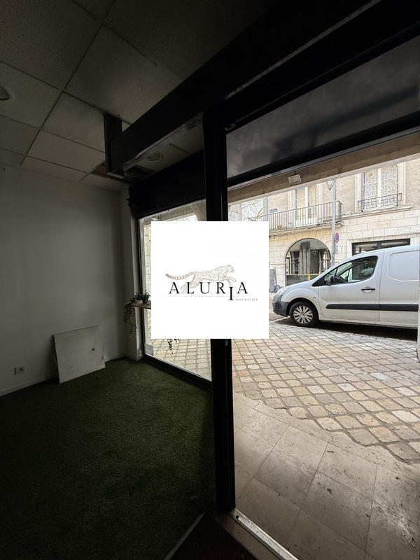 Local commercial - 47 m² - 3 pièces