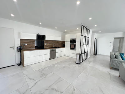 Villa - 113 m² - 4 pièces