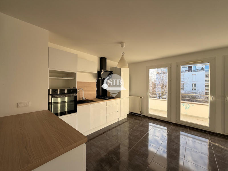 Appartement - 67 m² - 3 pièces