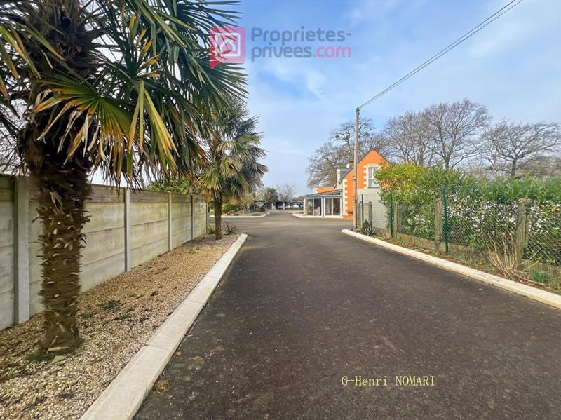 Maison - 214 m² - 7 pièces